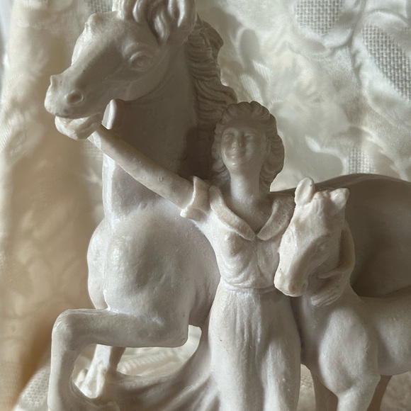 Vintage White Horses & Woman Figurine Sculpture - Picture 5 of 12